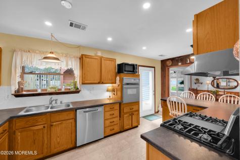 77 Schooner Avenue Barnegat NJ 08005