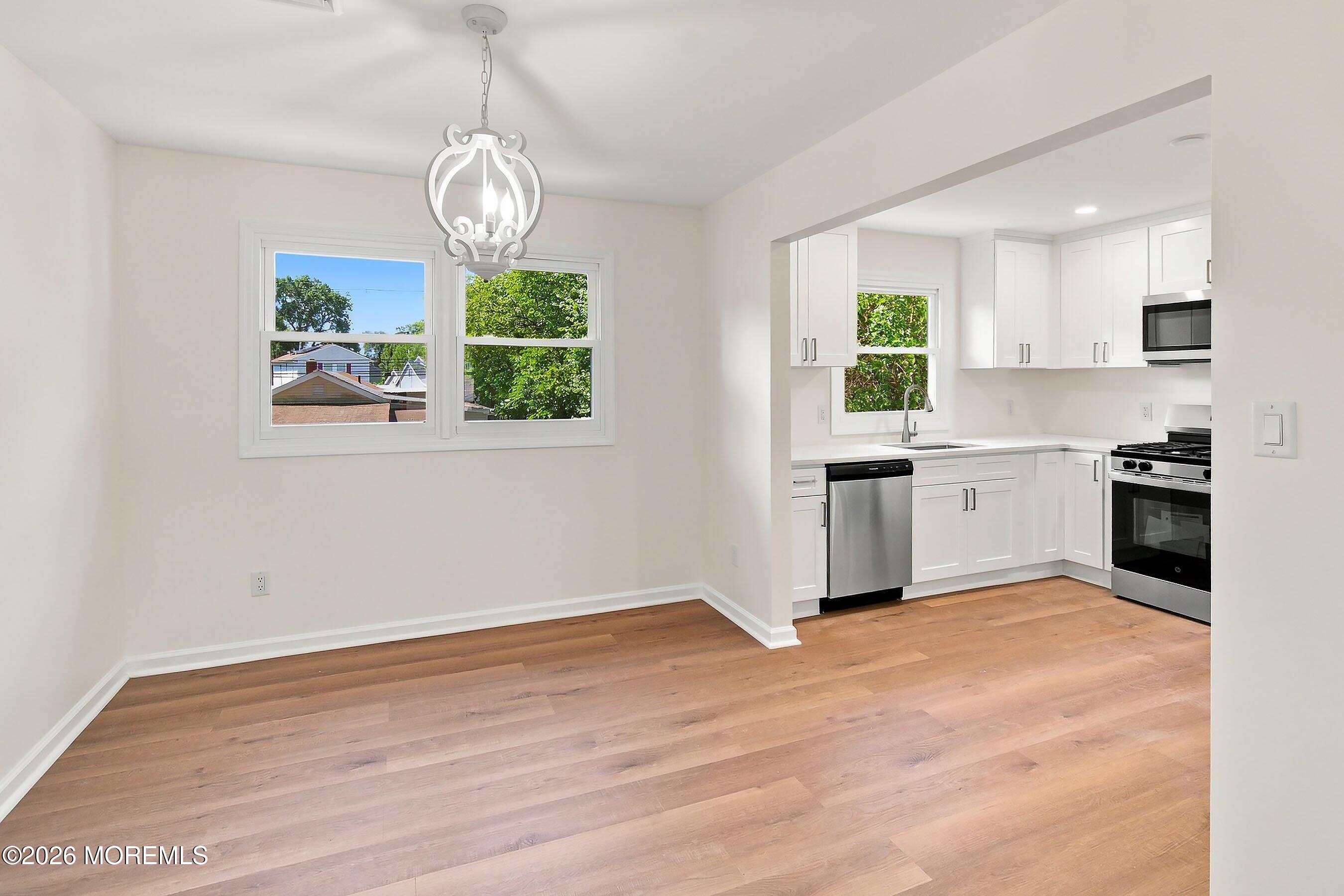5 Beacon Terrace Keansburg NJ 07734