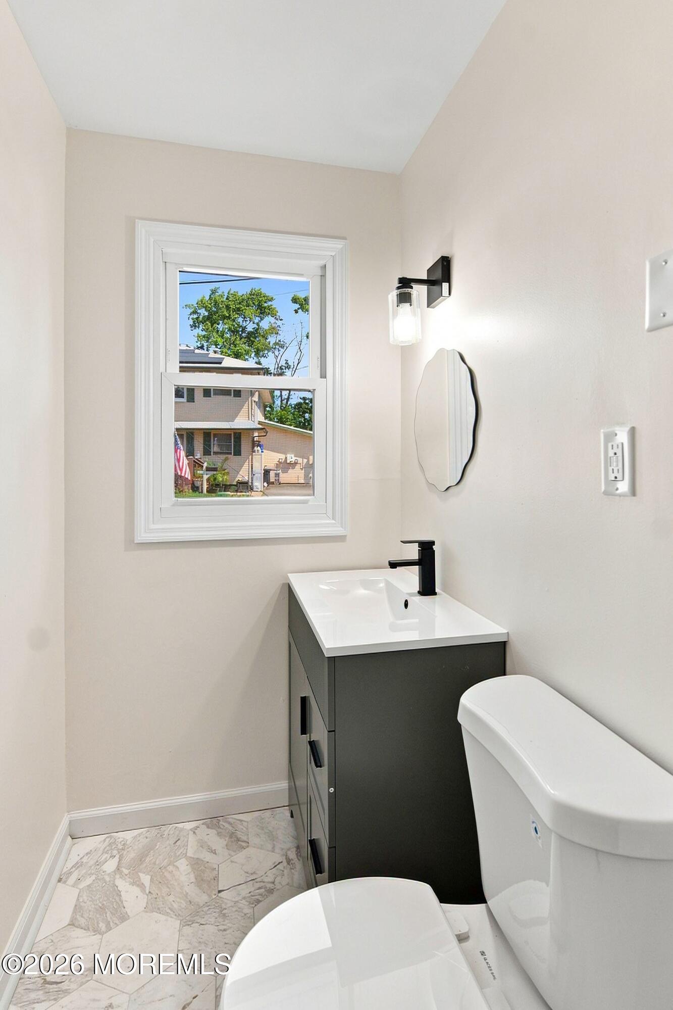 5 Beacon Terrace Keansburg NJ 07734