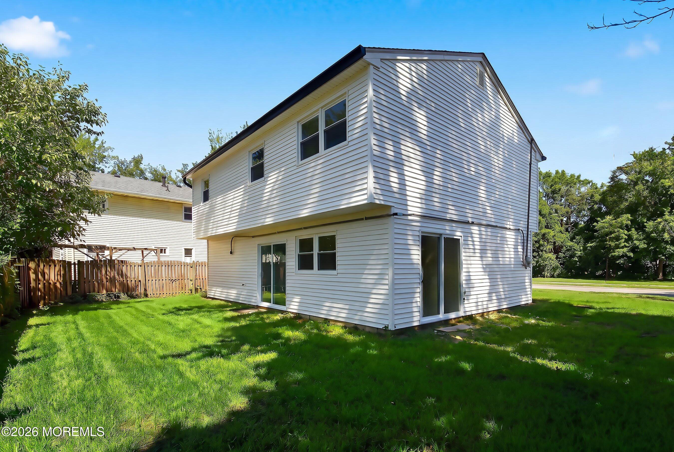 5 Beacon Terrace Keansburg NJ 07734