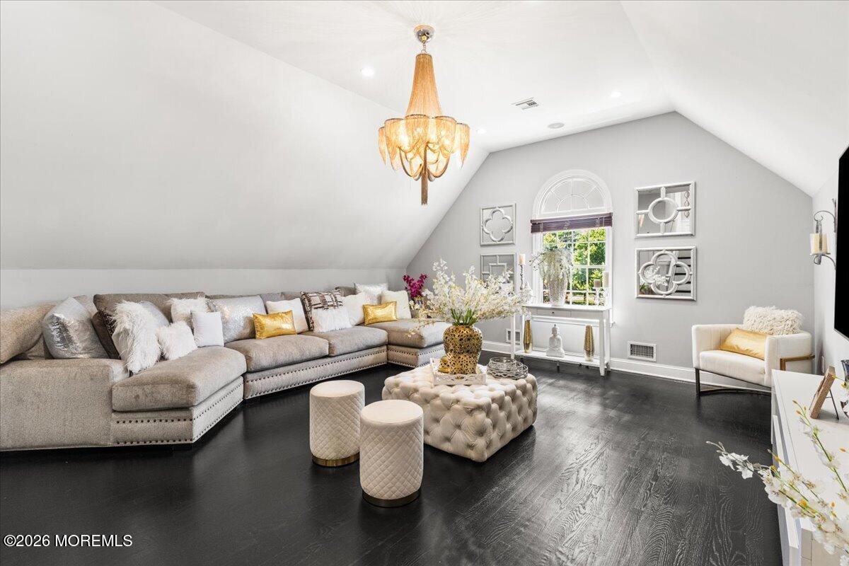 422 Everett Road Holmdel NJ 07733