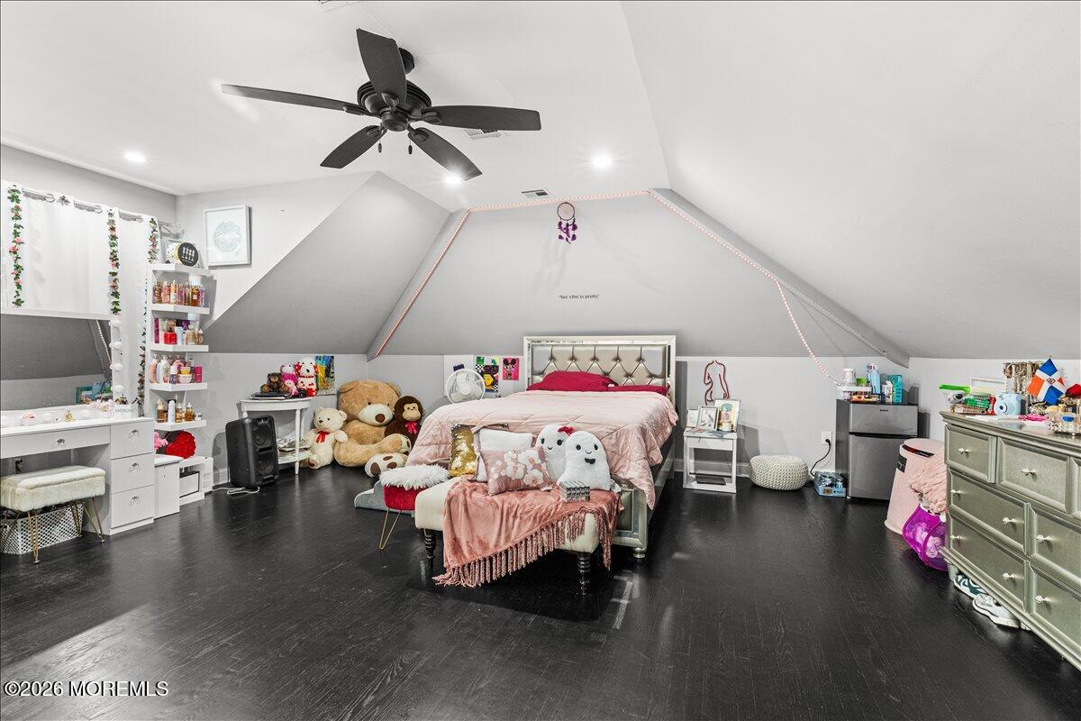 422 Everett Road Holmdel NJ 07733