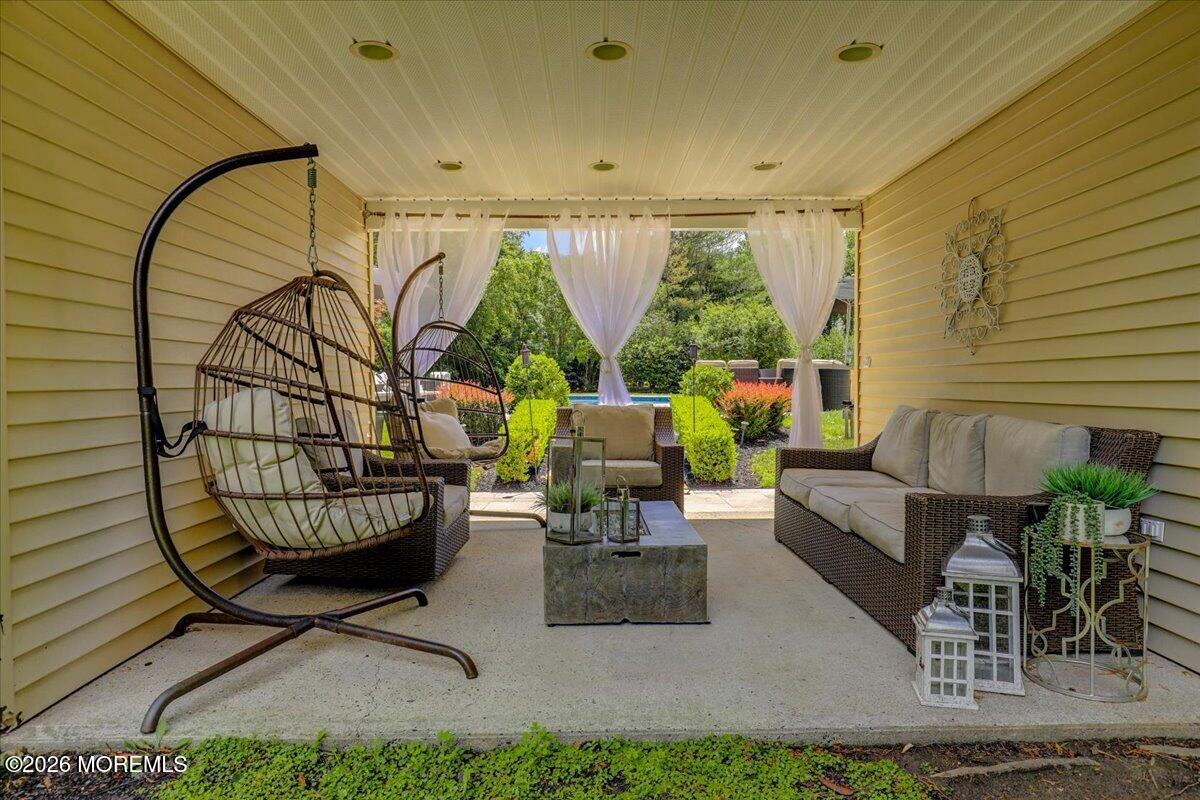 422 Everett Road Holmdel NJ 07733