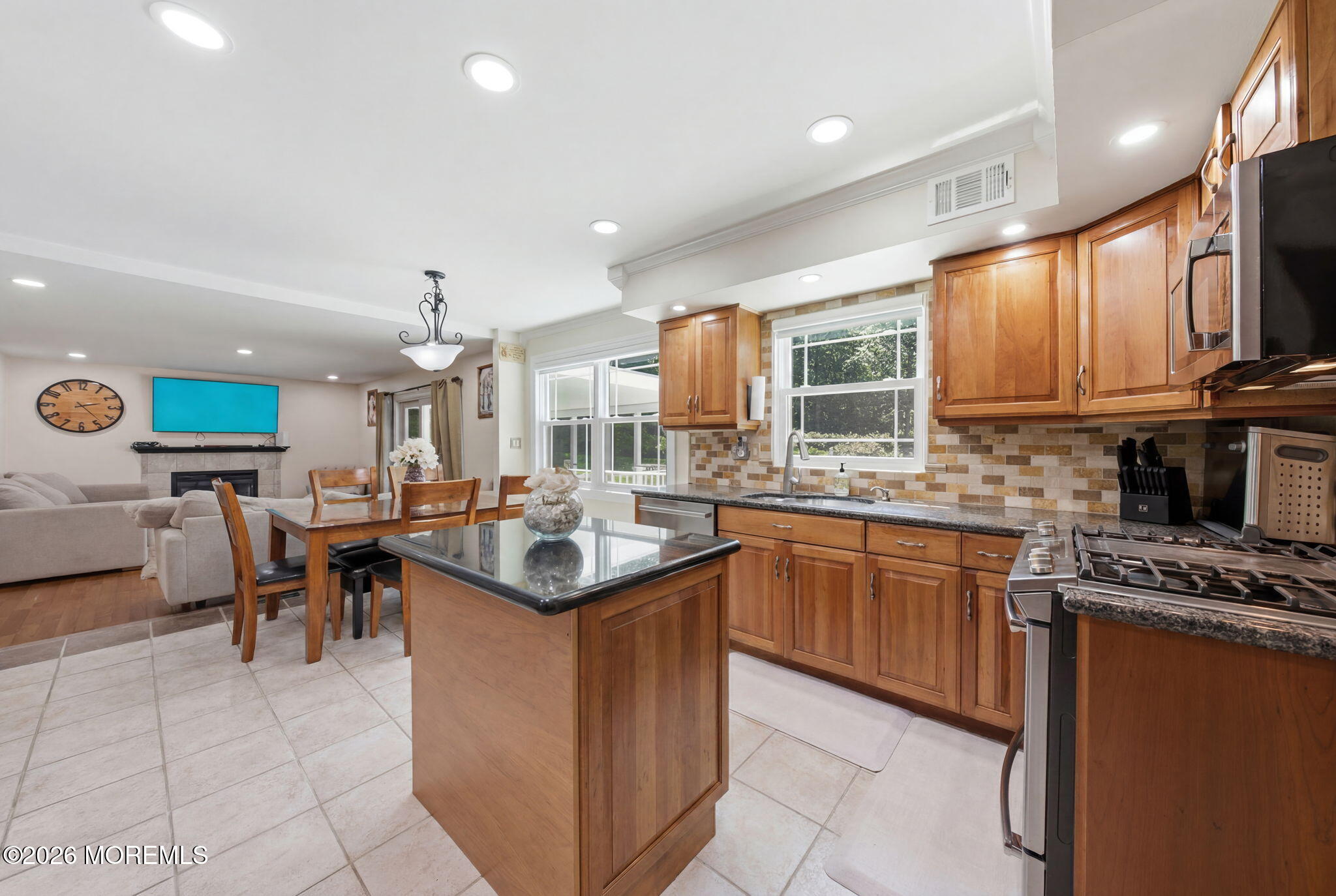 74 Agress Road Perrineville NJ 08535