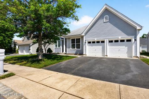 11 Valley Stream Place Barnegat NJ 08005