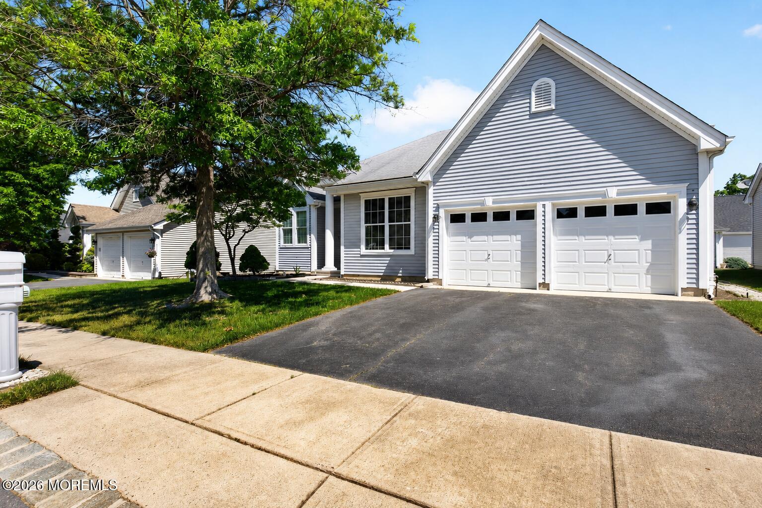 11 Valley Stream Place Barnegat NJ 08005