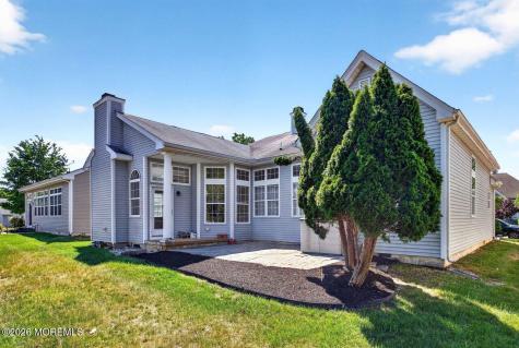 11 Valley Stream Place Barnegat NJ 08005