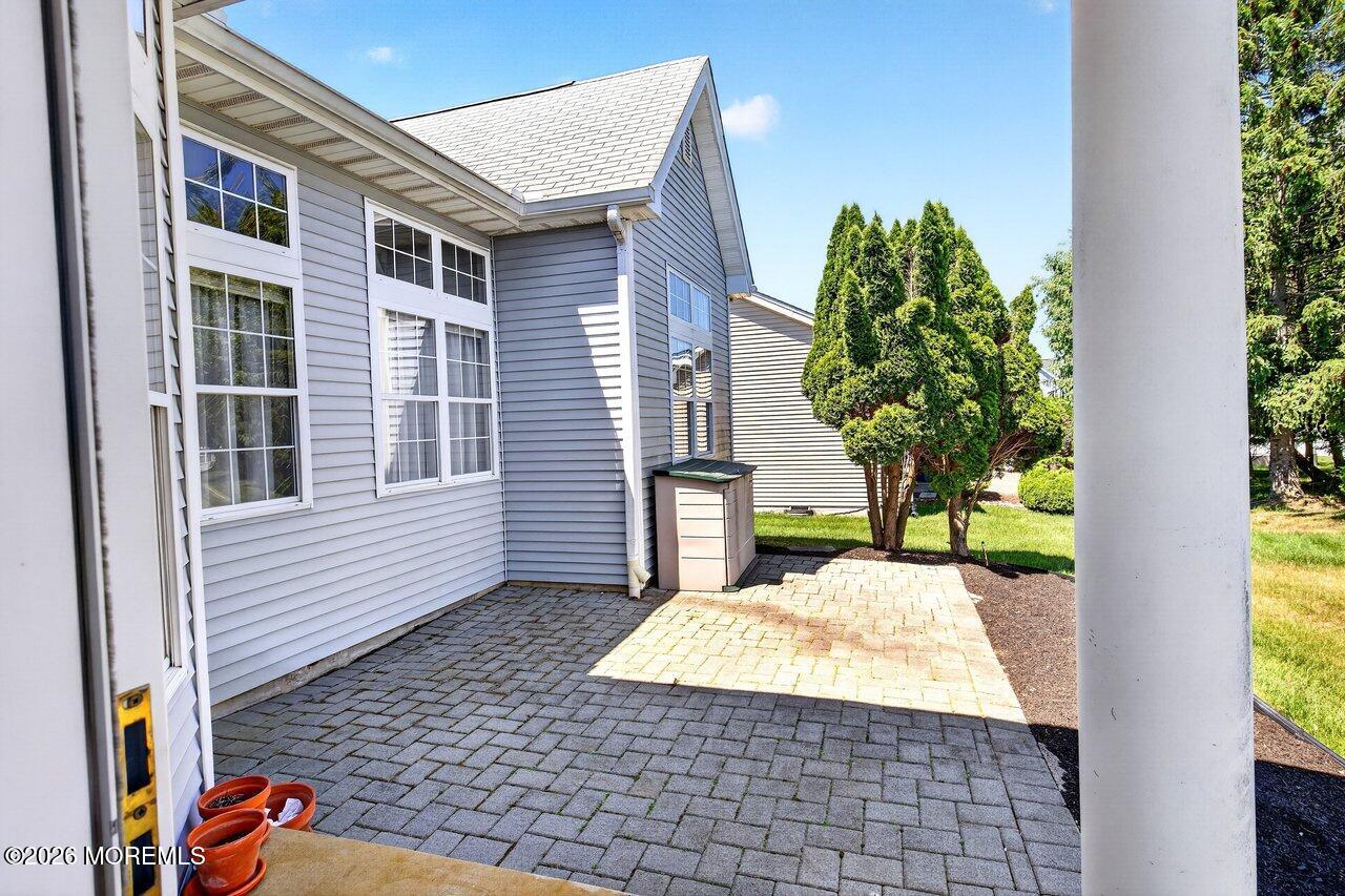 11 Valley Stream Place Barnegat NJ 08005