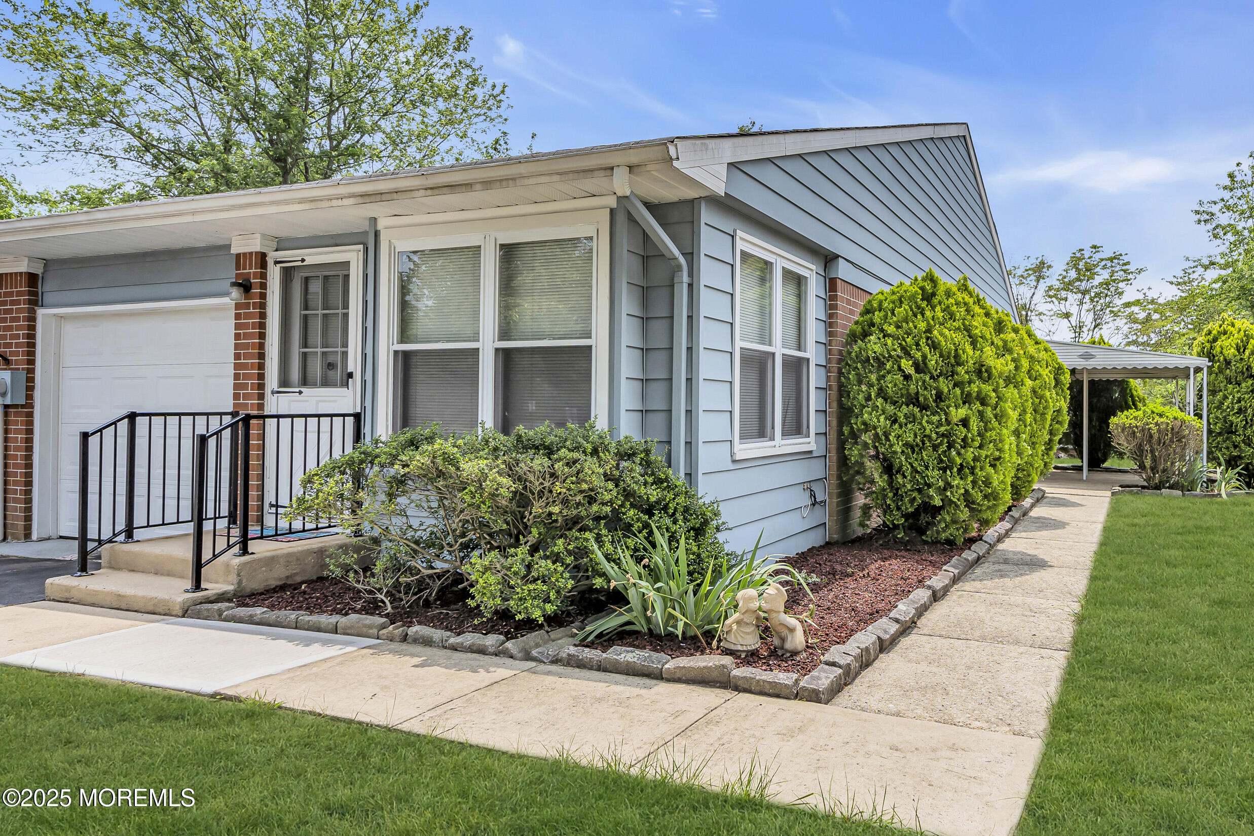 32b Independence Parkway Whiting NJ 08759