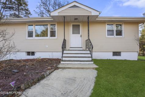 9 Riccis Drive Jackson NJ 08527
