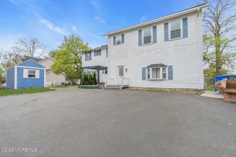 123 Reynolds Drive Eatontown NJ 07724