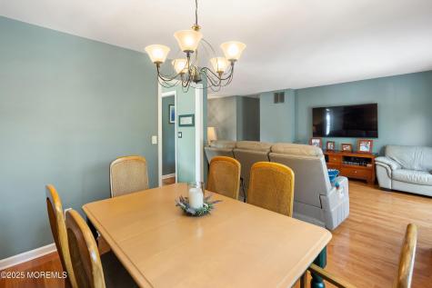 10 Cove Court Howell NJ 07731
