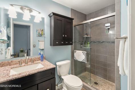 10 Cove Court Howell NJ 07731