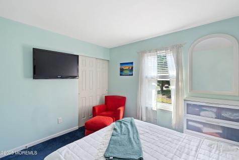 10 Cove Court Howell NJ 07731