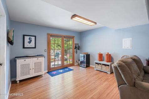10 Cove Court Howell NJ 07731
