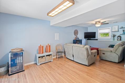10 Cove Court Howell NJ 07731