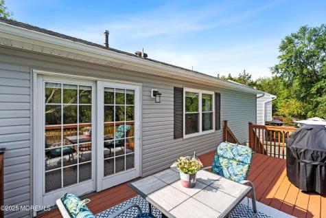 10 Cove Court Howell NJ 07731