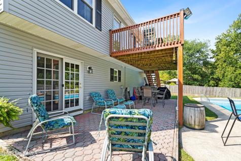 10 Cove Court Howell NJ 07731