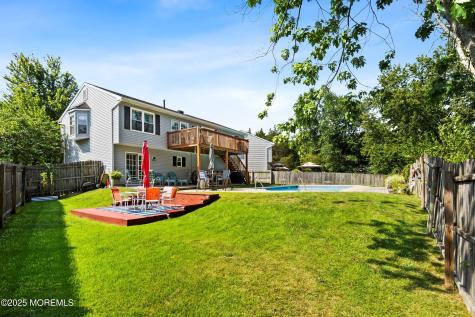 10 Cove Court Howell NJ 07731