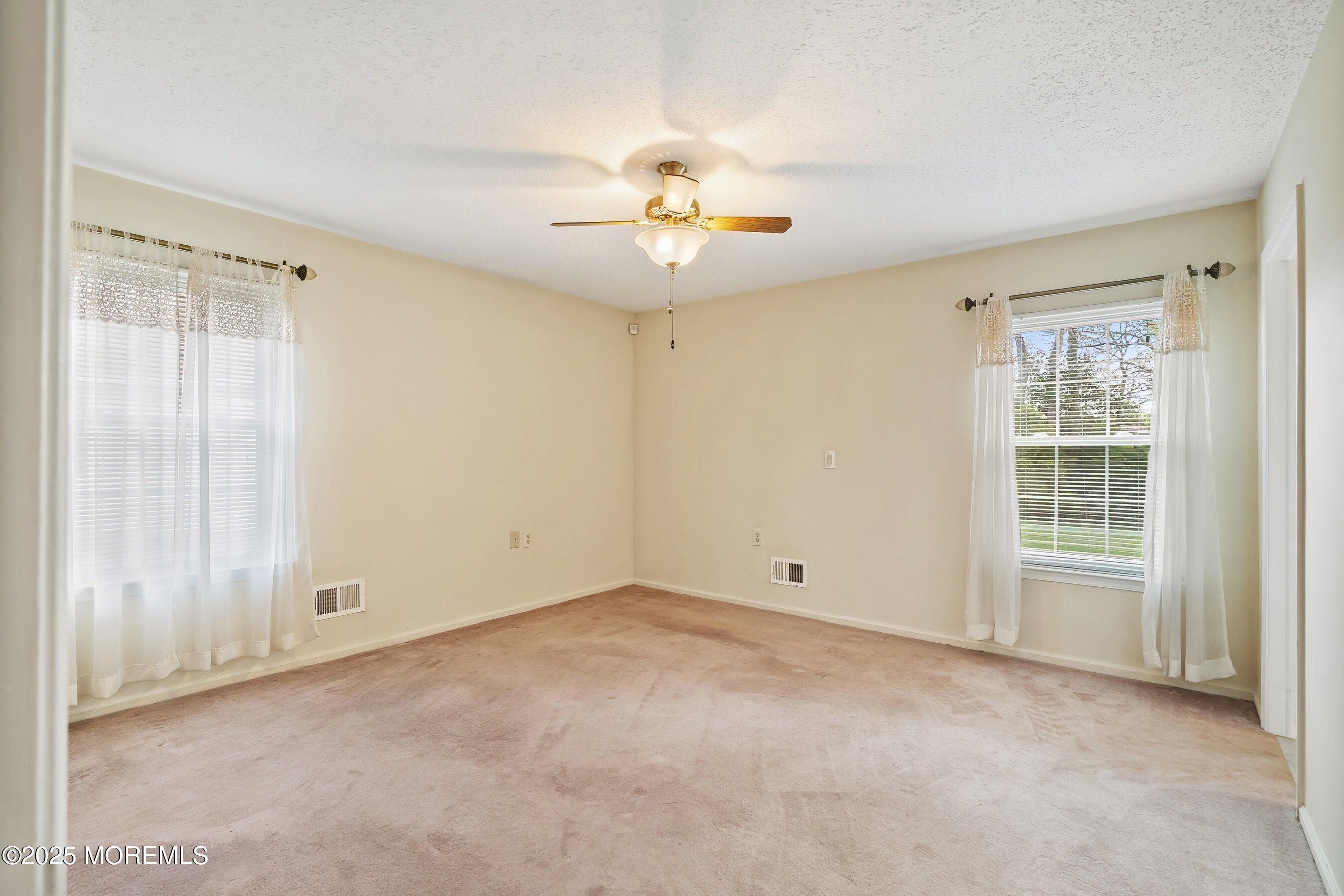 26 Dogwood Drive Barnegat NJ 08005