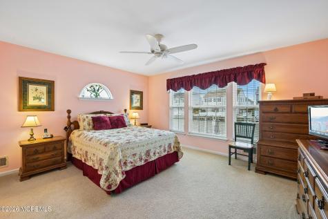 18 Peaksail Drive Bayville NJ 08721