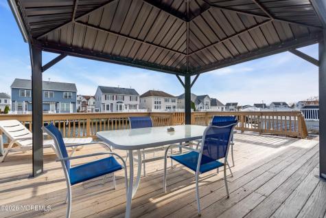 18 Peaksail Drive Bayville NJ 08721