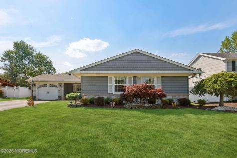 210 Deerfield Lane Aberdeen NJ 07747