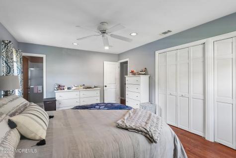 210 Deerfield Lane Aberdeen NJ 07747