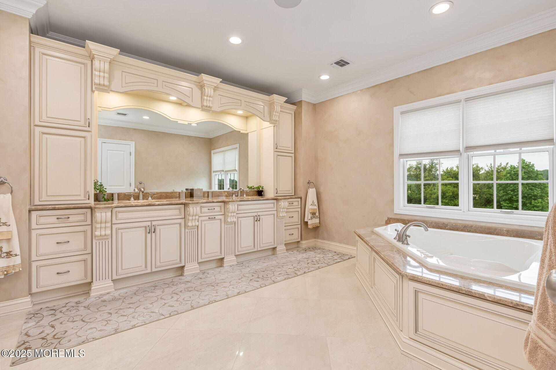 10 Hop Brook Lane Holmdel NJ 07733
