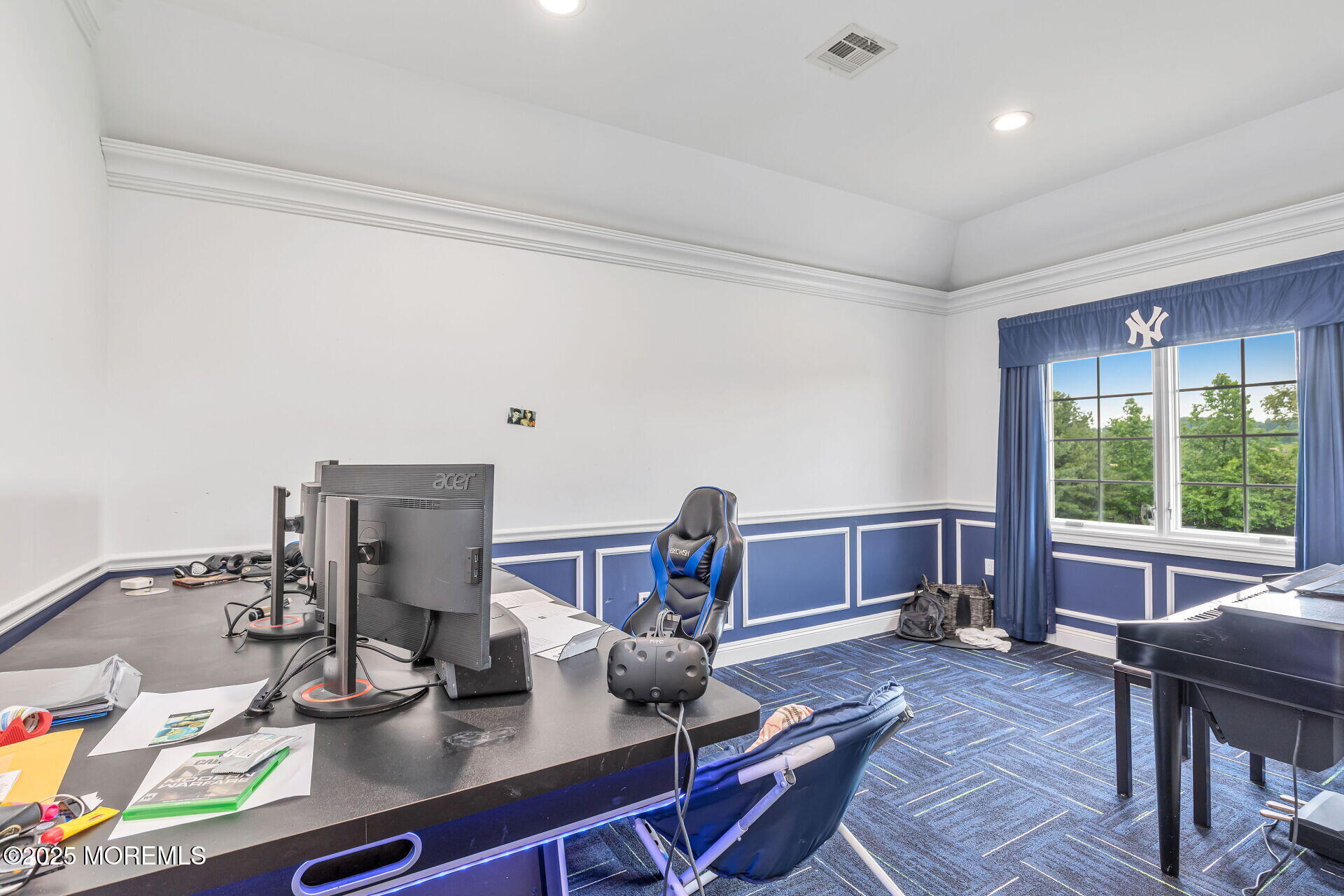 10 Hop Brook Lane Holmdel NJ 07733