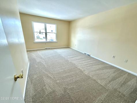 17 Country Lane Hamilton NJ 08609