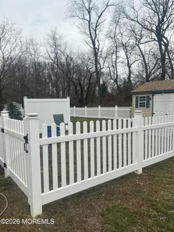17 Country Lane Hamilton NJ 08609
