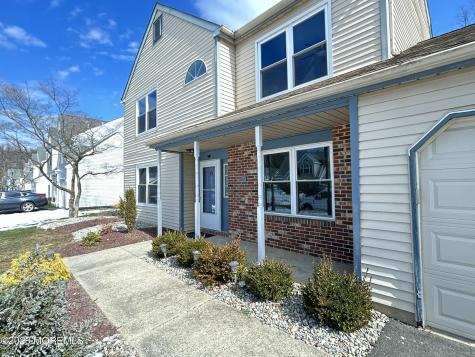 17 Country Lane Hamilton NJ 08609