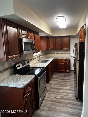 17 Country Lane Hamilton NJ 08609