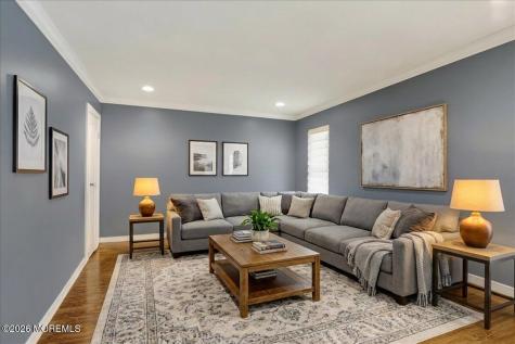 82 Mariners Cove Freehold NJ 07728