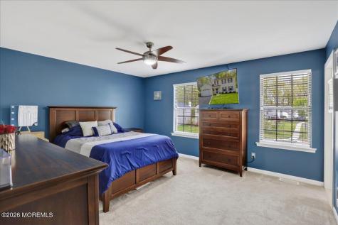 82 Mariners Cove Freehold NJ 07728