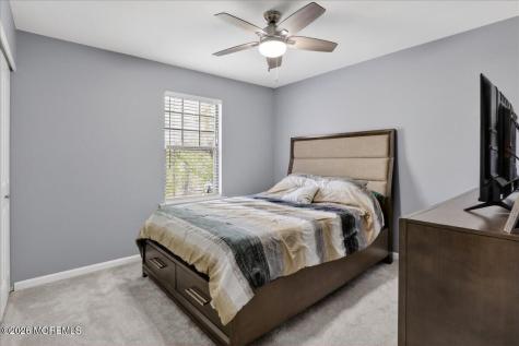 82 Mariners Cove Freehold NJ 07728