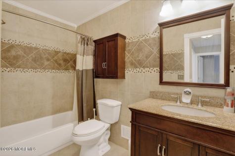 82 Mariners Cove Freehold NJ 07728