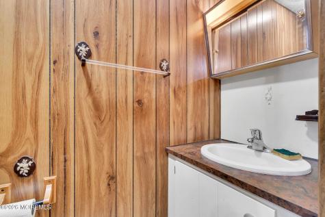29 Cathy Court Jackson NJ 08527