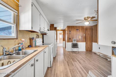 29 Cathy Court Jackson NJ 08527