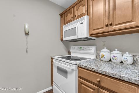 44D Edinburgh Lane Manchester NJ 08759