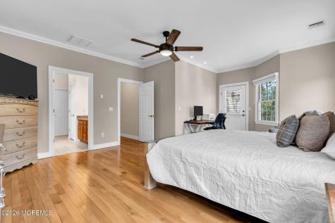 90 Saint Peters Place Keyport NJ 07735