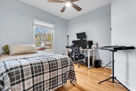 90 Saint Peters Place Keyport NJ 07735