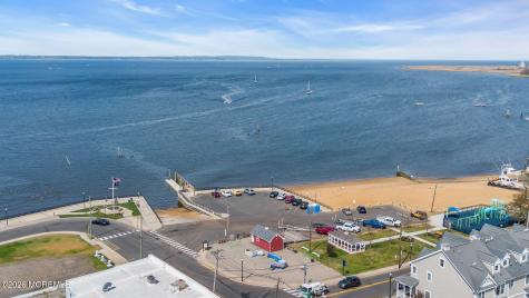 90 Saint Peters Place Keyport NJ 07735