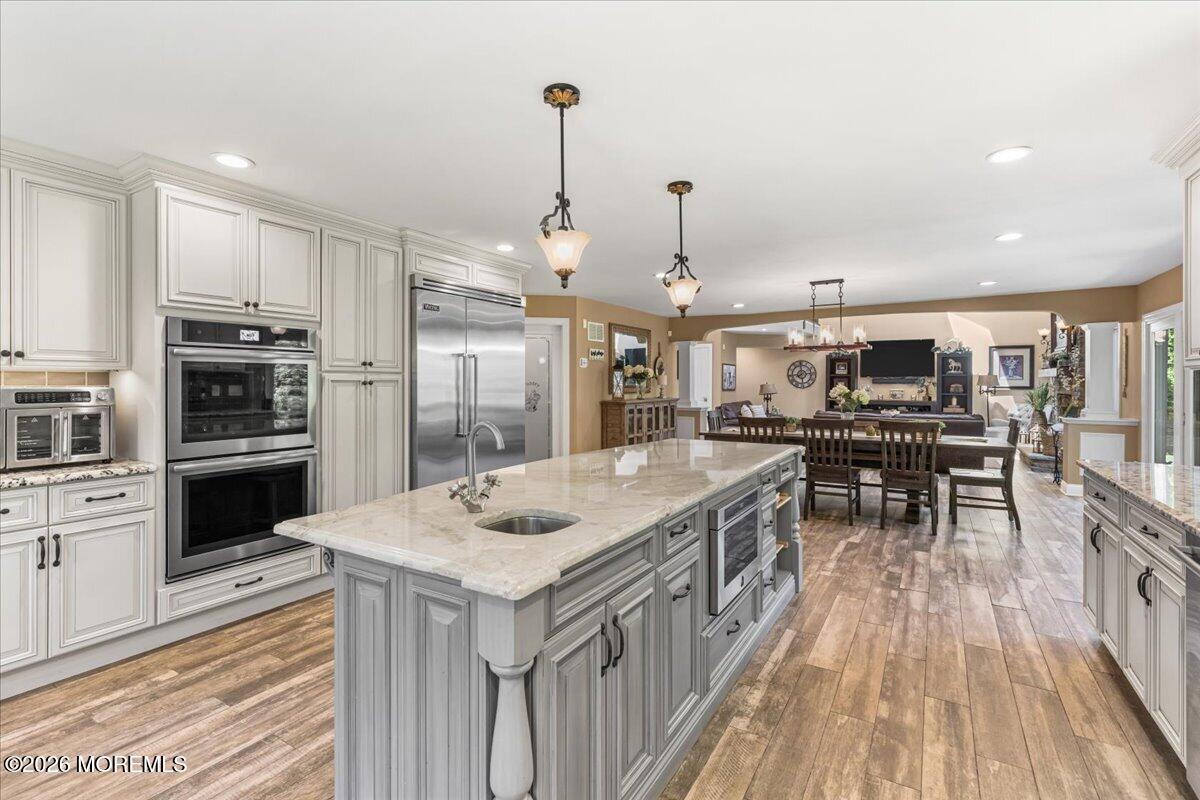 2 Richards Way Holmdel NJ 07733