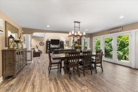 2 Richards Way Holmdel NJ 07733