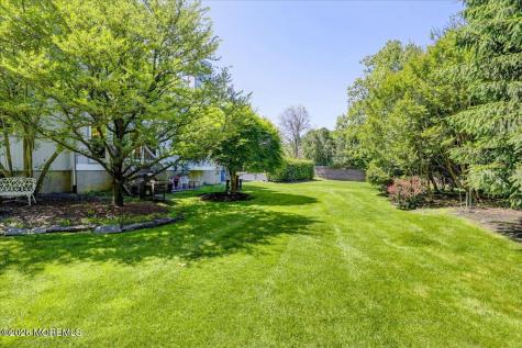 2 Richards Way Holmdel NJ 07733
