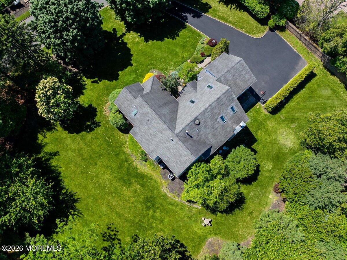 2 Richards Way Holmdel NJ 07733