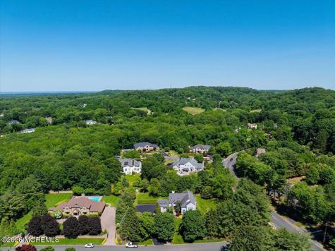 2 Richards Way Holmdel NJ 07733
