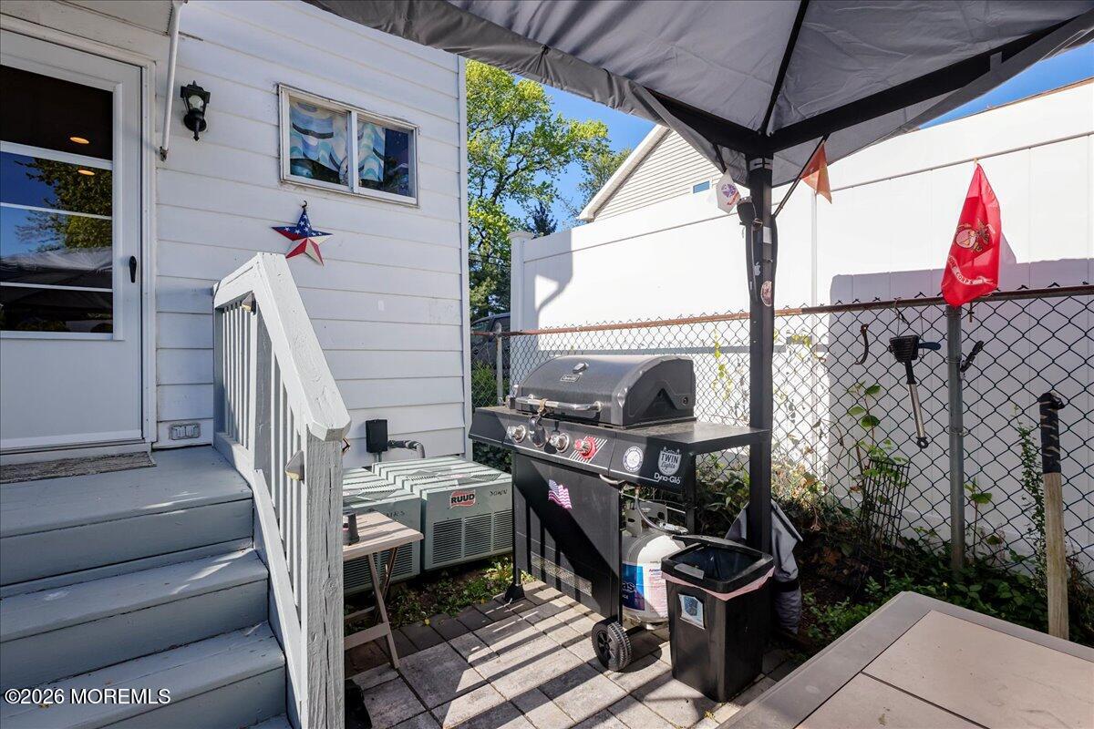 945 N Concourse Keyport NJ 07735